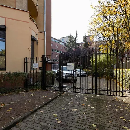 Luxury In The Heart Of The By Renters * Warschau